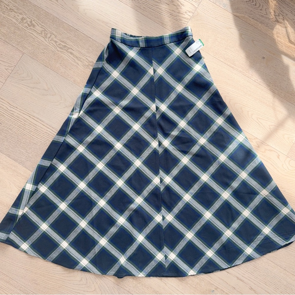 NWT Only SKIRT got from Simons 22278-15368630